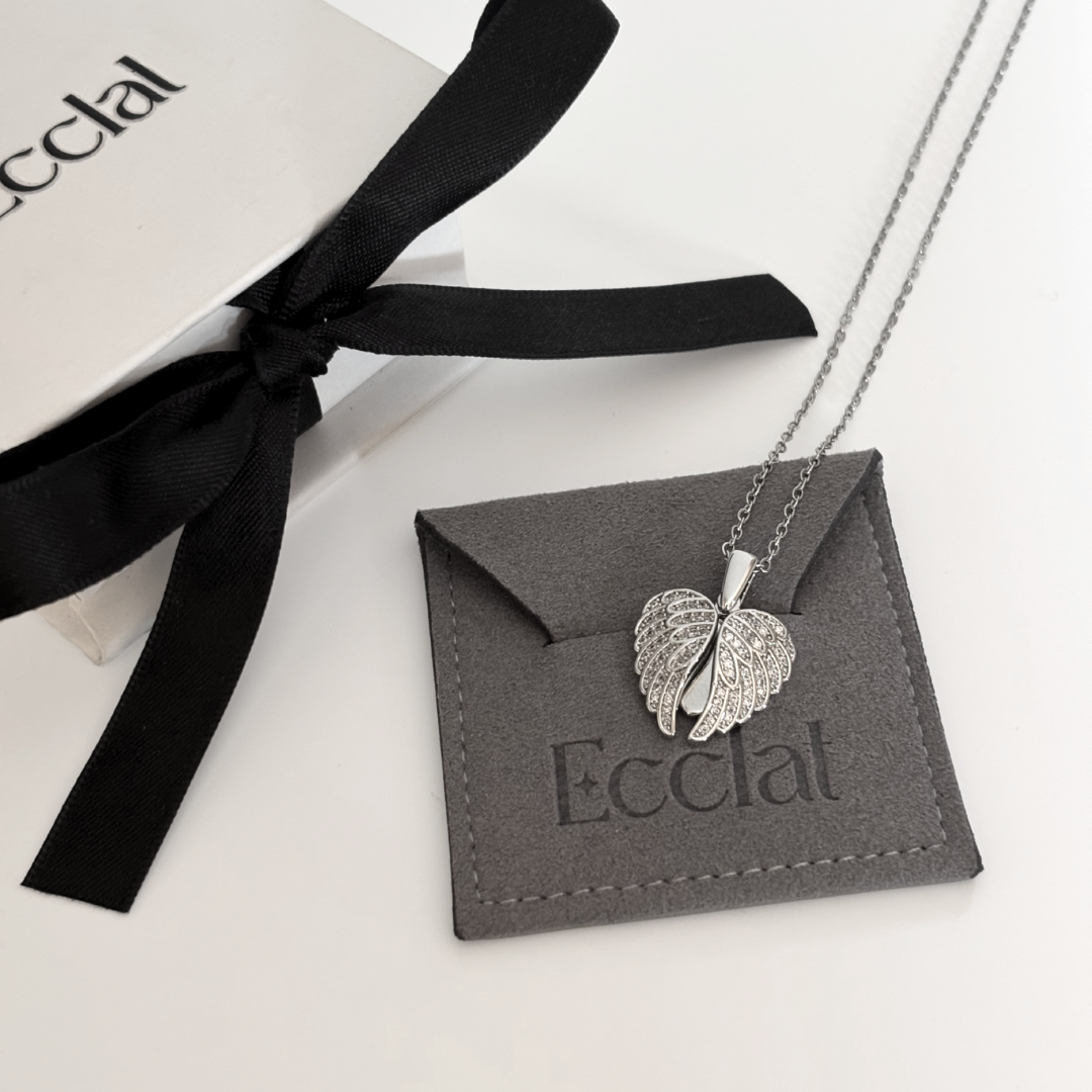 Collar Alas de Amor Personalizable