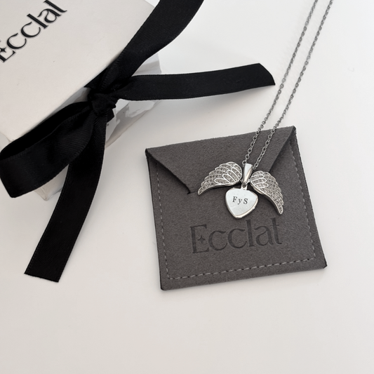 Collar Alas de Amor Personalizable