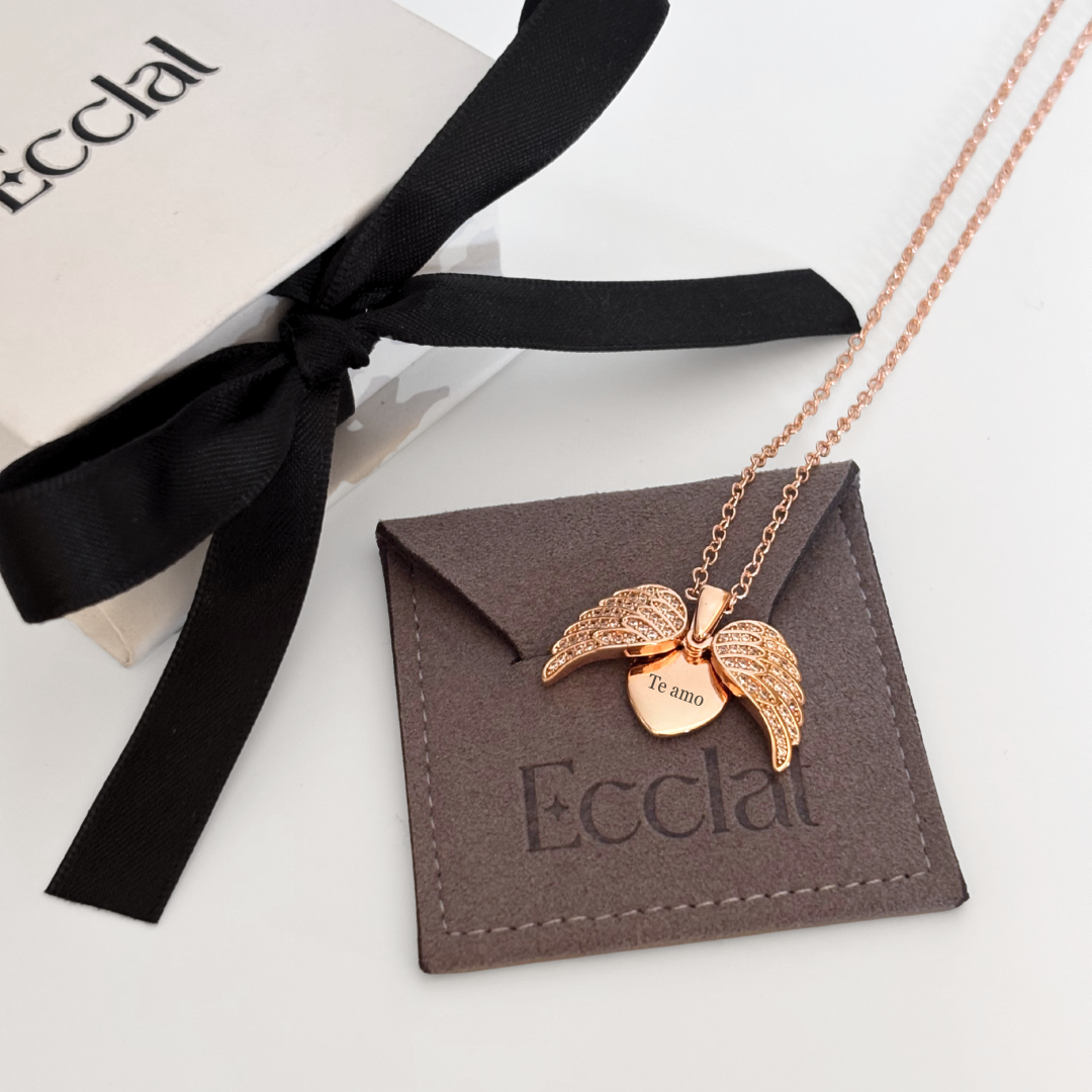 Collar Alas de Amor Personalizable