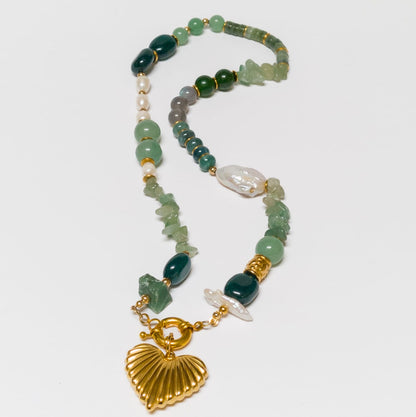 Collar Green Mix - piedras naturales y perlas barrocas