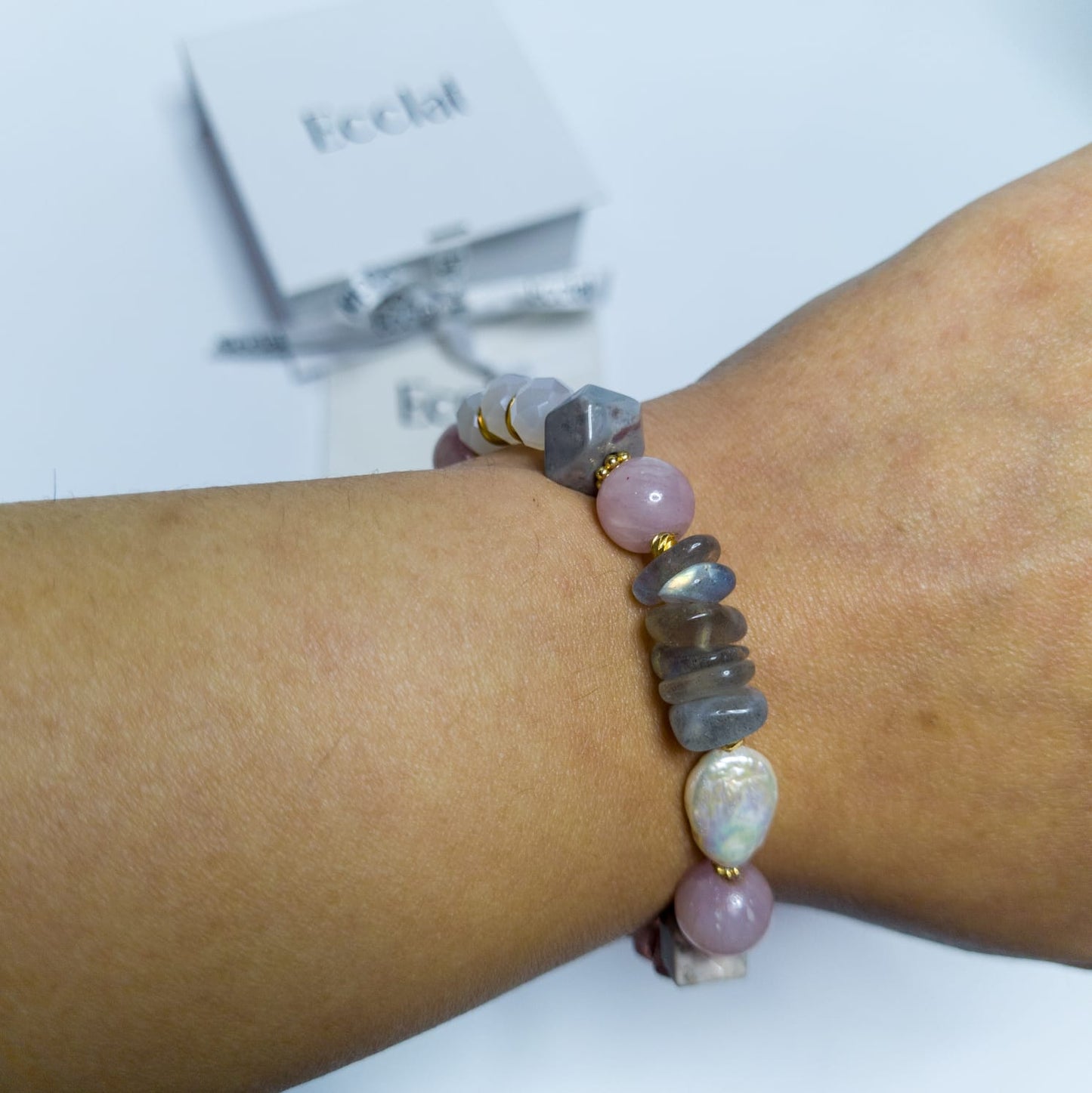 Pulsera Esencia - Labradorita, cuarzo fresa, kunzunita